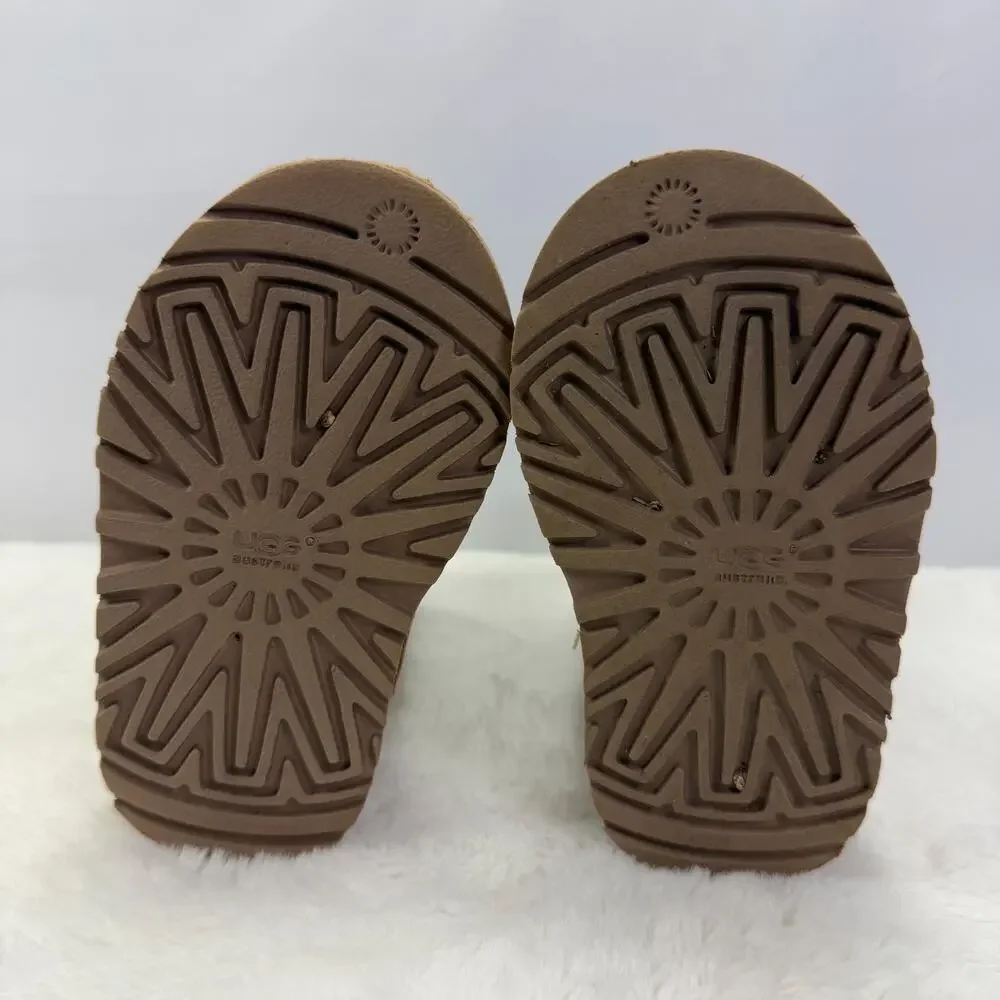 UGG Kids Classic Short II Stars Brown Suede Shearling Winter Boots Size 7
